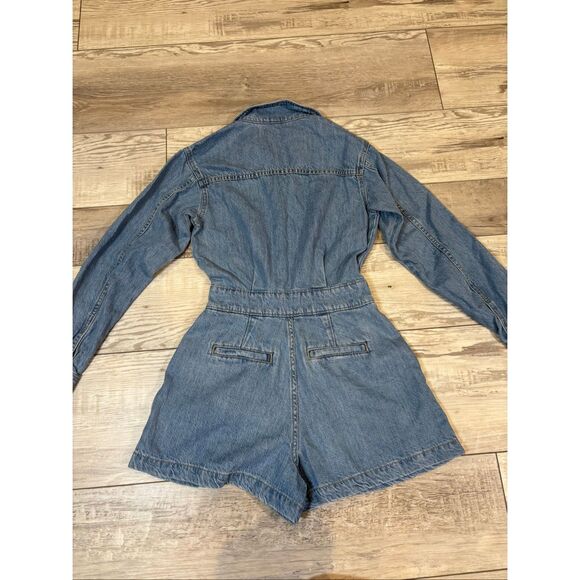 Universal Thread jean/denim one piece, short romper size 00 - Picture 7 of 12